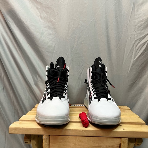 Air Max 720 Saturn White Black Red - Picture 4 of 4